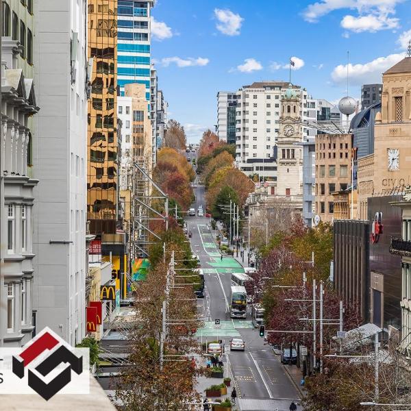 Arthur spacious 2 bedrooms wifi public parking closeby- 53 cook street, Auckland