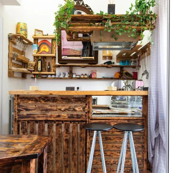 Relax a 4 salti dai navigli, Hotel in Mailand