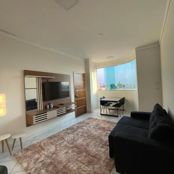 Apartamento amplo e bem localizado, viešbutis mieste Porto Veljas