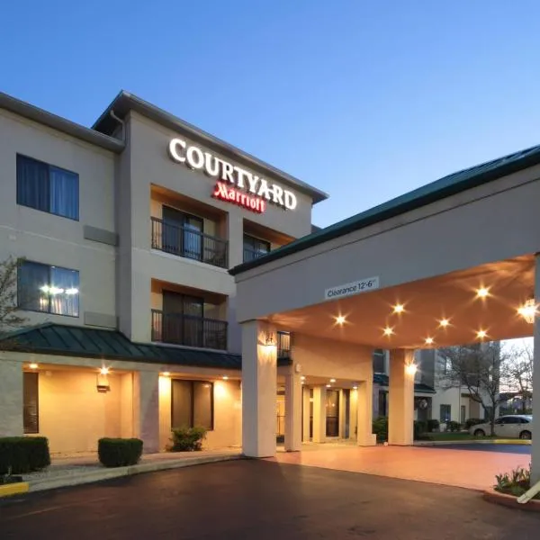 Courtyard by Marriott Dayton North, hôtel à Dayton