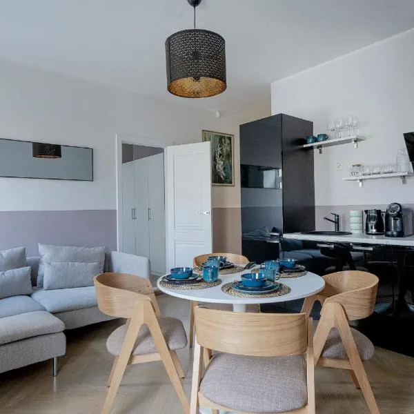 Elegant Stay in Quiet Center, Hotel in Riga