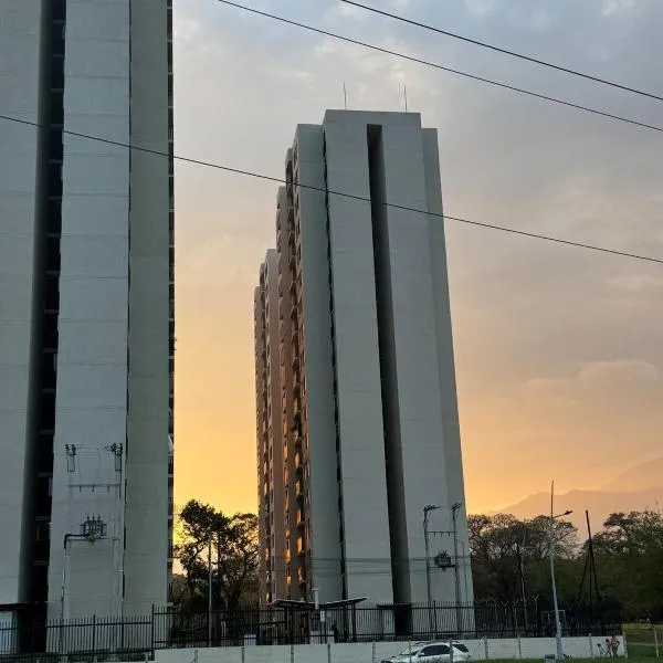 Acogedor apartamento con vista, hotel a Ibagué