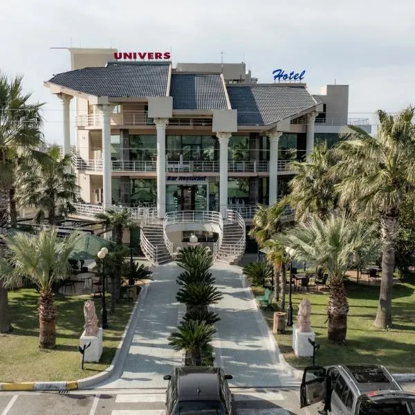 Hotel Univers Laç, hotel em Fushë-Milot