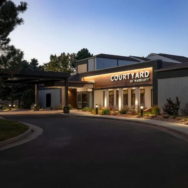 Courtyard by Marriott Denver Central Park, hotel v destinaci Denver