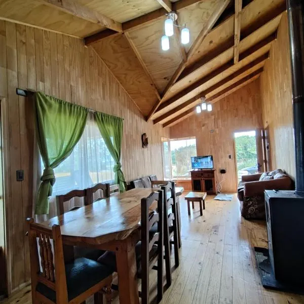 Cabañas Familiares Altos de la Chacra , 1-7 personas 3 dormitorios, ξενοδοχείο σε Castro