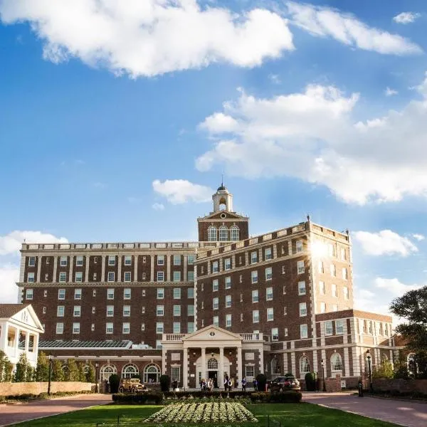 The Historic Cavalier Hotel and Beach Club Autograph Collection, hotel in Virginia Beach
