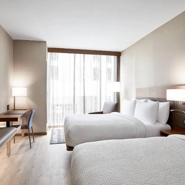 Viesnīca AC Hotel by Marriott Raleigh North Hills pilsētā Roli