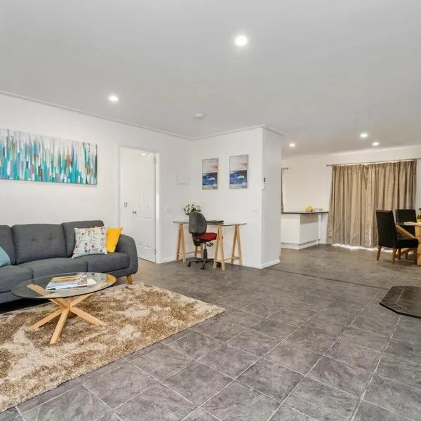 Villa - Home away from Home, hôtel à Temora