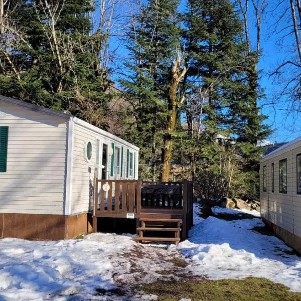 Mobile-home confort 3 chambres au camping, La Bourboule, hotel v destinaci La Bourboule