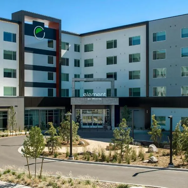 Element Reno Experience District、リノのホテル