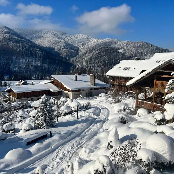 Коруна, отель в Татарове