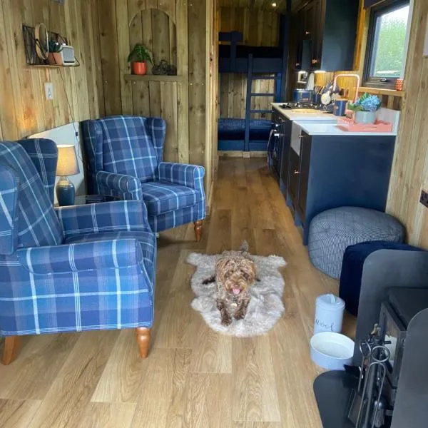 The Suffolk Hut, hotell sihtkohas Plumley Station