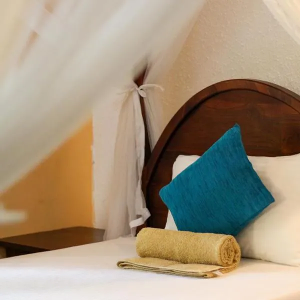 Xotic Resort, hotel in Kurunegala