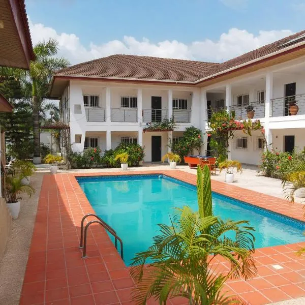 Bragha Apartments And Hotel, hôtel à Sékondi
