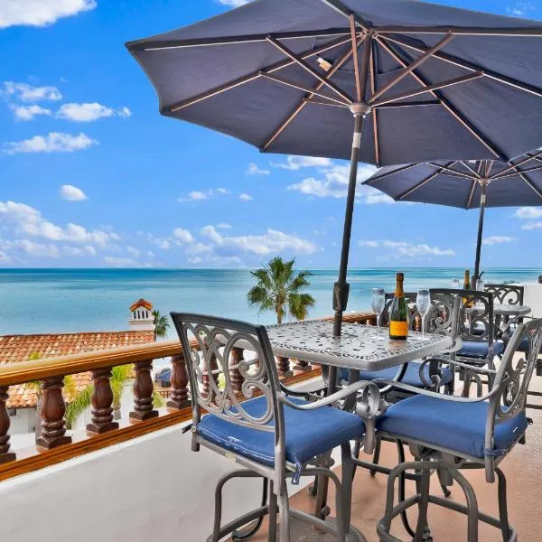 Gorgeous Oceanfront Villa With Panoramic Views, ξενοδοχείο σε Avalon