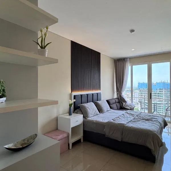 Nagoya Thamrin Apartment High Floor with View, hotel in Nagoya