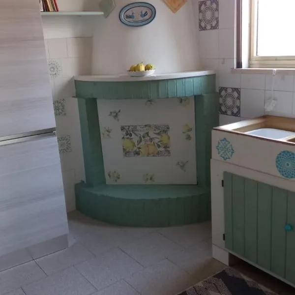 Affittacamere Casa Chiara、サンタンティーオコのホテル