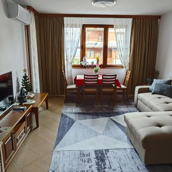 Bansko Pirin Golf & Country Club Blue Mountains View, hotel in Razlog