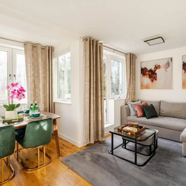 3 Bed Luxe and Cosy Maryleborne Retreat, hotel in London