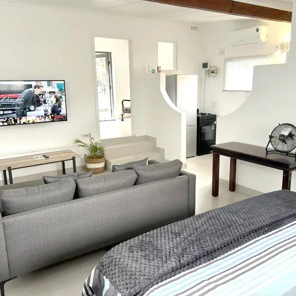 Flat on 8 Lindsay, Hotel in Ballito