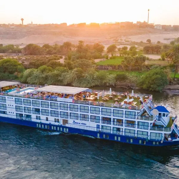 4 Days 3 Nights Nile cruise trip from Aswan to Luxor including Abu Simbel Temples Visit, hotel em Aswan