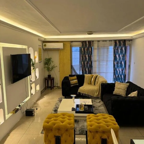 Appartement cosy black bonapriso, hotel in Douala