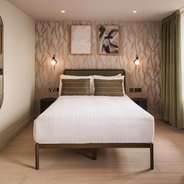 Central Park Hotel, London