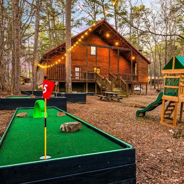 Close to Lake Putt Putt, Pool Table, Play set, hotell sihtkohas Broken Bow