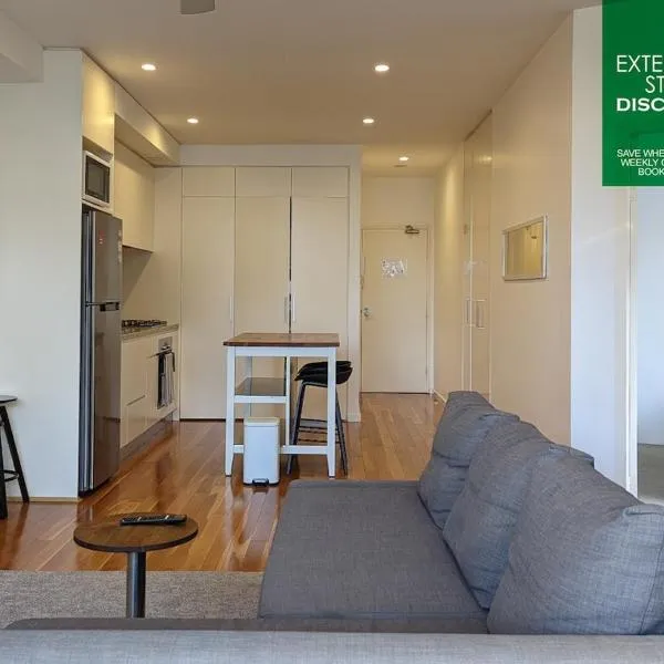 Close to Light Rail UNSW Centennial Park Beach Free Parking, hotel sa Sydney