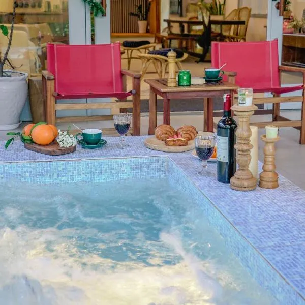 Villa Nautica By The Beach - Vesta Collections, hotel en Hoi An