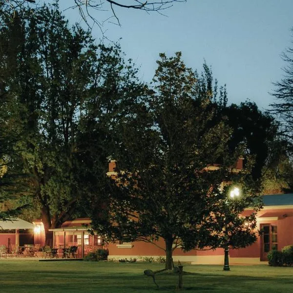 Robles de Besares, hotel v destinaci Chacras de Coria