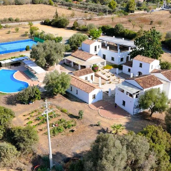 Cort'e Nastasj, hotell i Tertenìa