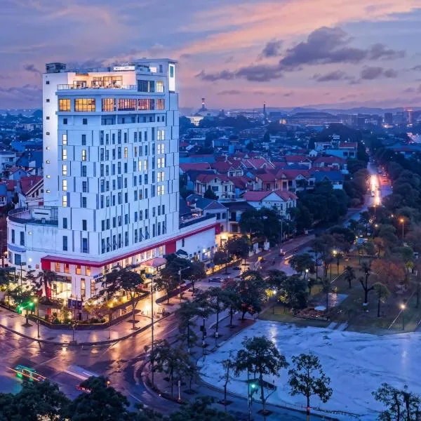 Khách Sạn X2 Vibe Việt Trì, hotel in Làng Tiên Cát