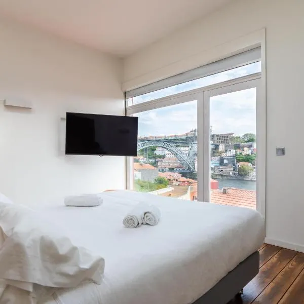 The Central House Porto Ribeira, hotel no Porto