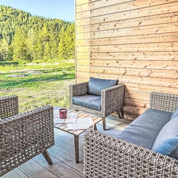 Holiday Home Tiny Haus Glockenalm-Haus Puppenkiste by Interhome, hotel v destinaci Aurach