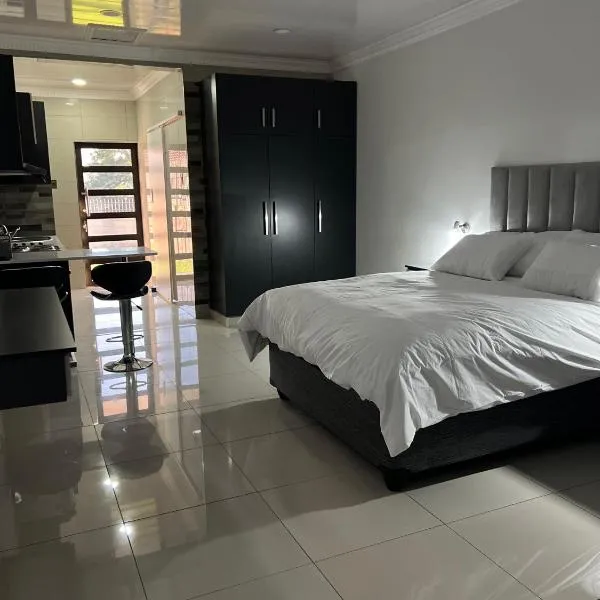 Oasis Lux Apartments, hotel u gradu 'Volksrust'