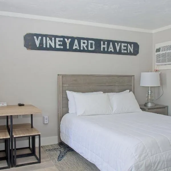 Vineyard Harbor Motel, hotel ve Vineyard Haven