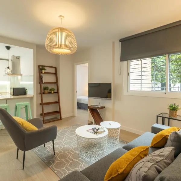 Charming Apartment with private patio at Plaza de España by OCityzen, hotel en Sevilla