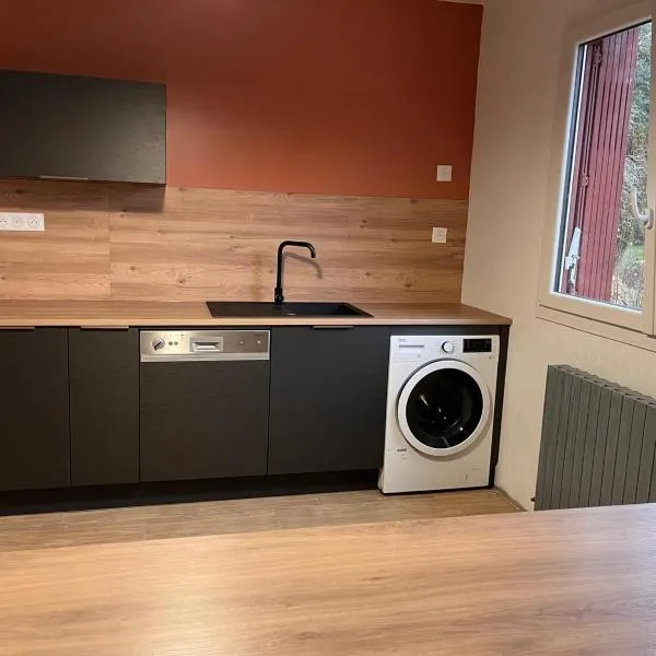 Appartement La Marmotte Compreignac, hotel en Compreignac
