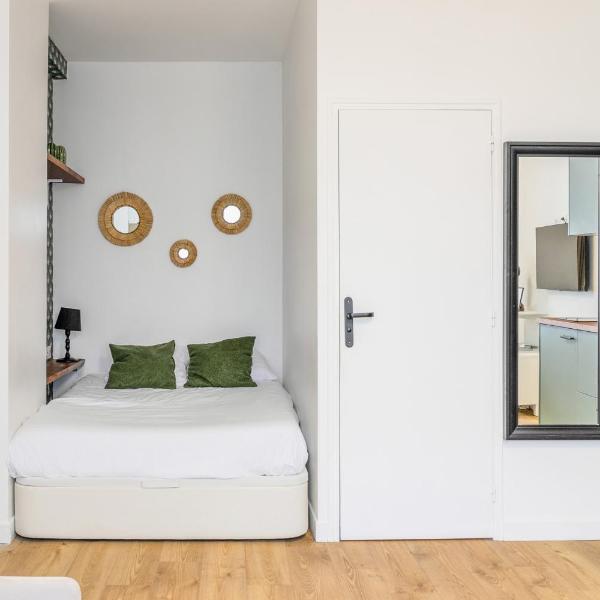 Enjoy in a Lovely Nest with modern design, París