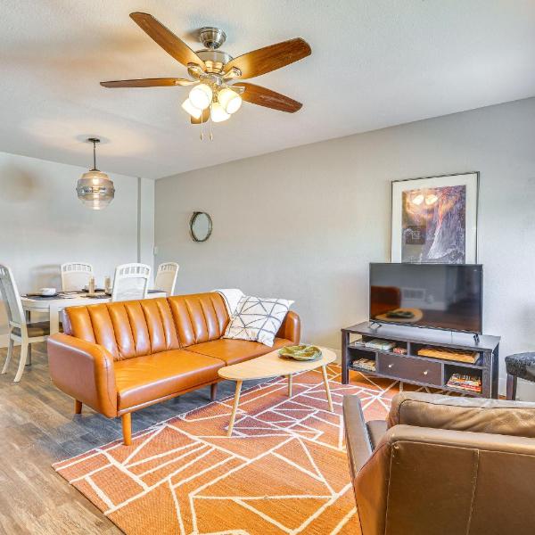 Dog-Friendly North Las Vegas Home ~ 9 Mi to Strip!, Las Vegas