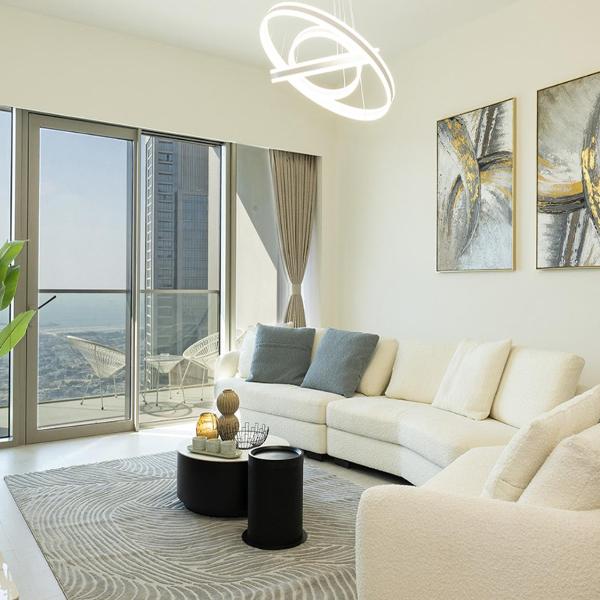 Sky-High 2-Bedroom Apartment with City Views 206GR-2, Dubai