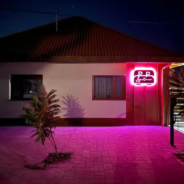 PP Apartman, hotel in Kiskunhalas