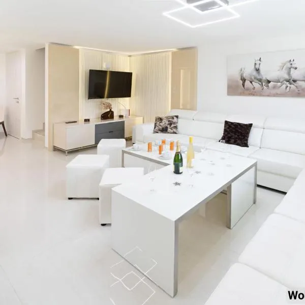 Exklusives Reihenhaus, Hotel in Eschenz