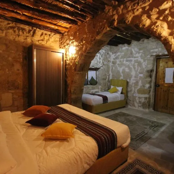 Hartna zaman、Aţ Ţayyibahのホテル