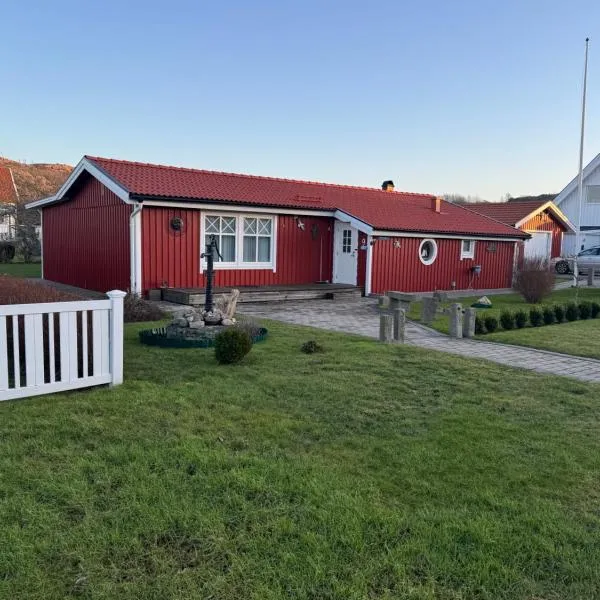 Skönaste stället som finns. Bara 300 m till havet., hôtel à Lysekil