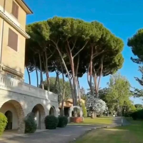 Park Hotel Villamaria, hotel v destinaci Pavona