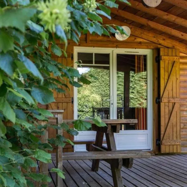 Domaine des Epinettes, hotel v destinaci Saint-Romain-de-Jalionas