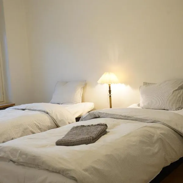 Viesnīca Cozy apartment with view pilsētā Kajāni