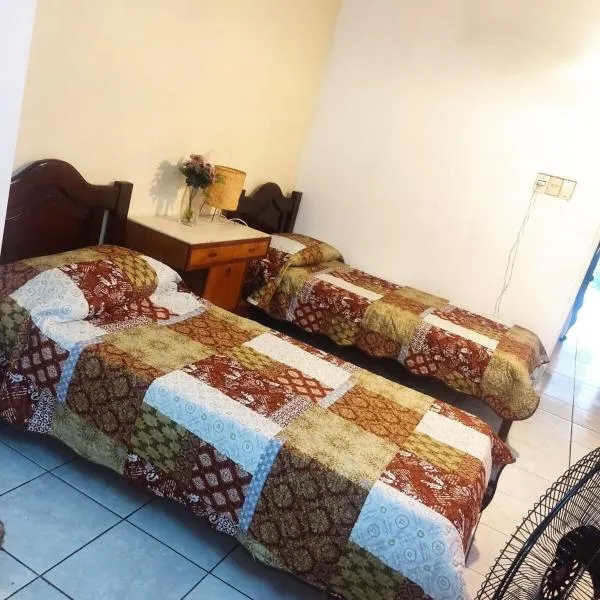 Suite con entrada independiente 1 dormitorio 1 sala de estar, hotel v destinaci Rivera